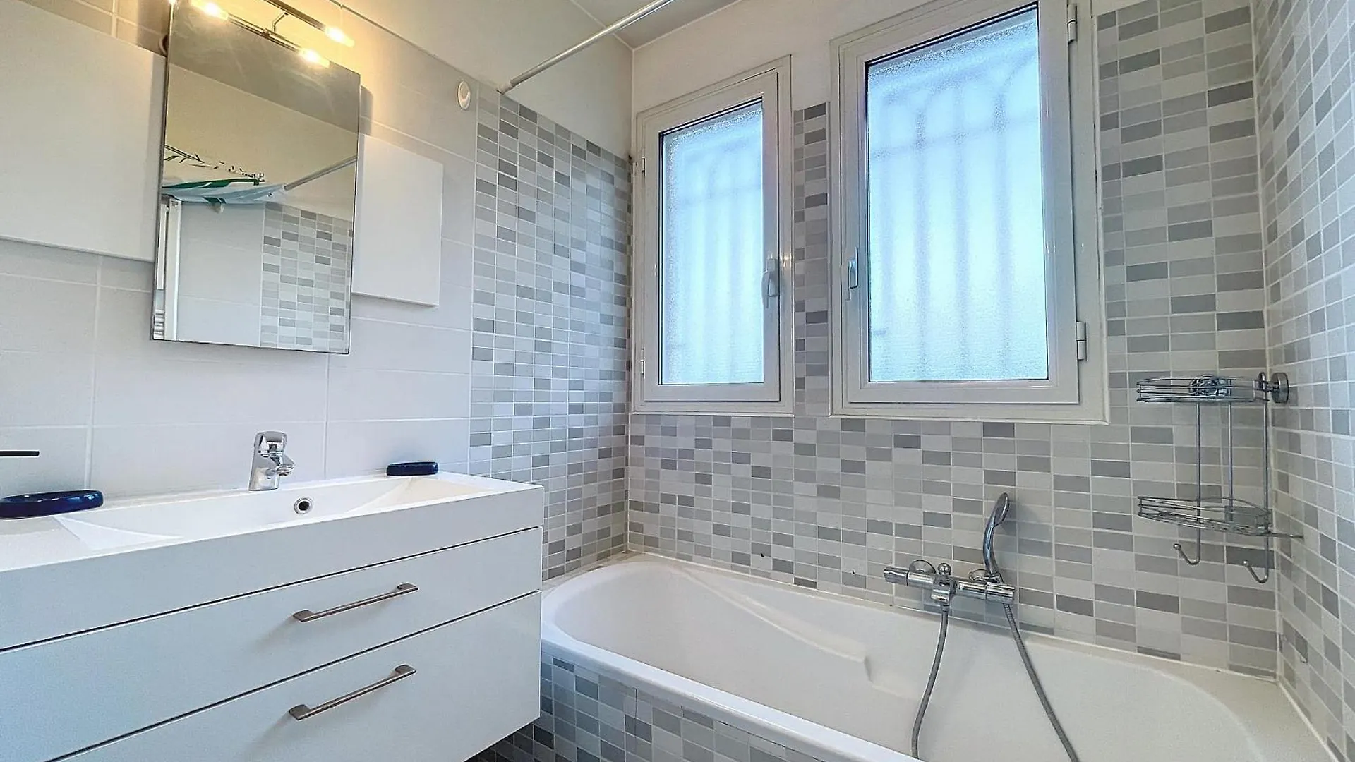 Spacieux Appartement 3 Chambres Avec Jardin, Centre-Ville Antibes, 6 Couchages, Proche Plages Et Commerces - Fr-1-789-1 Frankreich