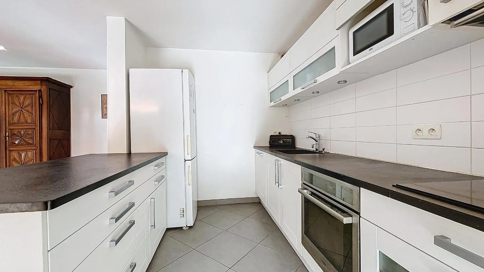 Spacieux Appartement 3 Chambres Avec Jardin, Centre-Ville Antibes, 6 Couchages, Proche Plages Et Commerces - Fr-1-789-1 0*, Antibes